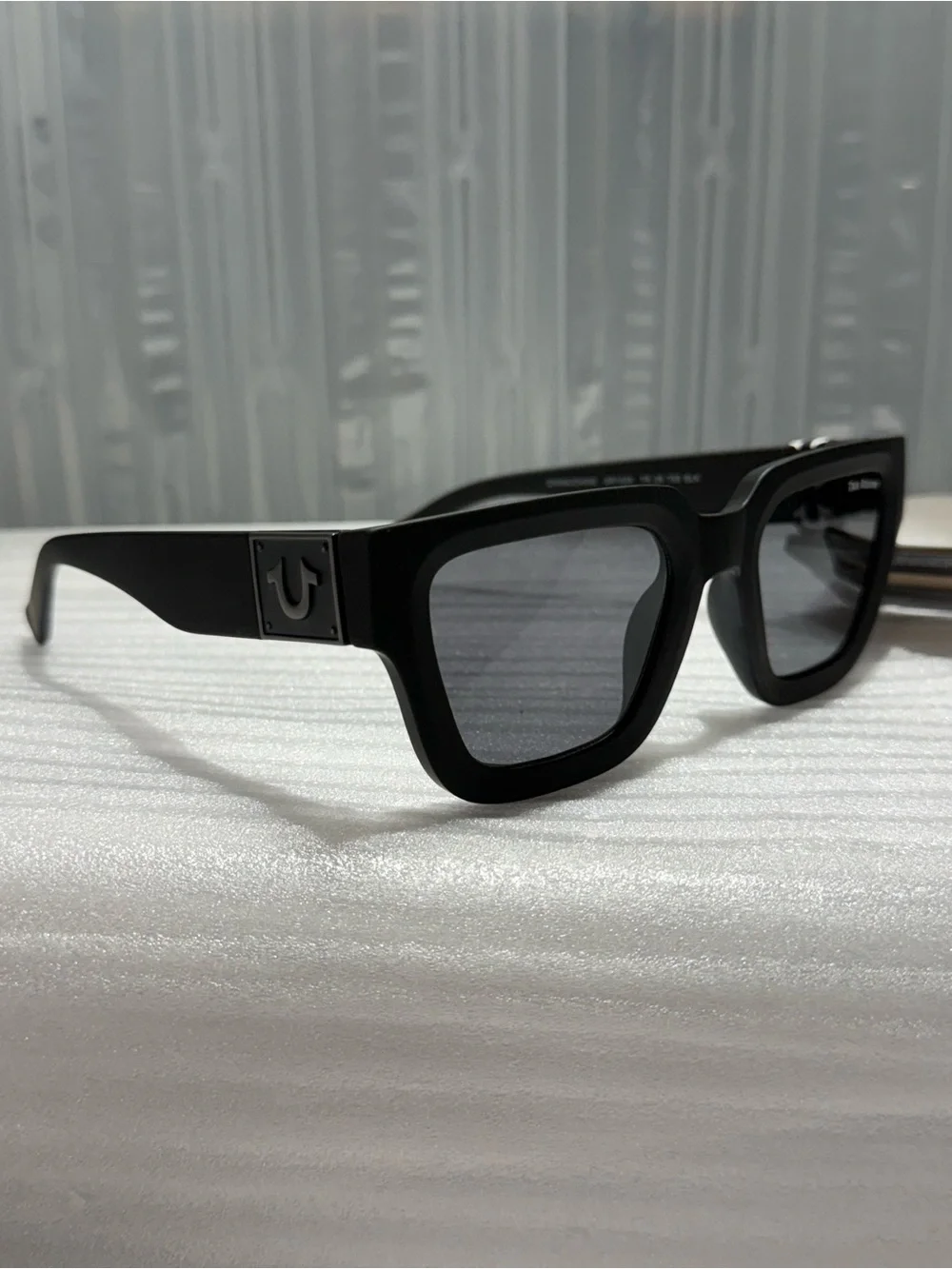 True Religion SR1025 Unisex Black Square Sunglasses Horseshoe Logo NWT